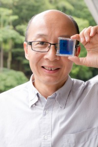 0114-ctt-NTU-Prof-Sun-Xiawei-who-invented-a-smart-window-that-can-self-tint-and-a...-lo