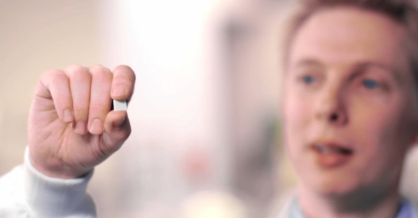 Video: Discovery UK showcases bioglass to repair human bodies | The