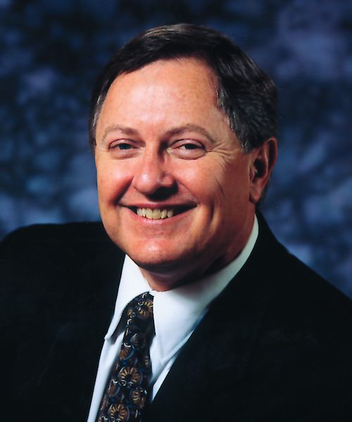 Robert T. Oxnard 2000–2001