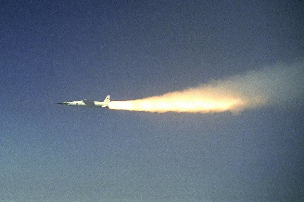 02-04 hypersonic aircraft