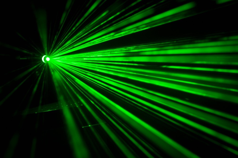 11-10 green laser light