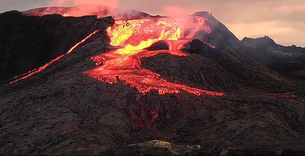 07-09 Volcanic eruption in Iceland