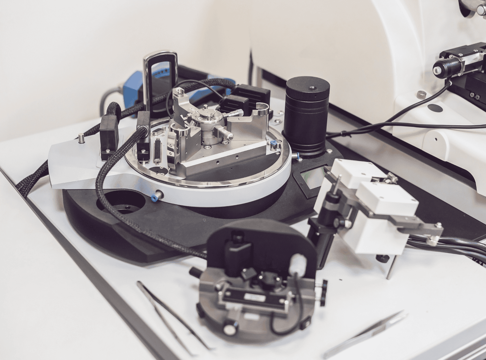 Kalinin Probe Microscopy 540x400